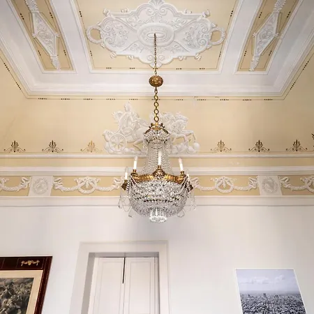 Gasthuis Donna Zaira Rooms&suites Maglie
